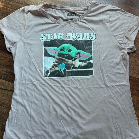 Star Wars baby Yoda Mandalorian Grogu women’s T-shirt, pink size large - Picture 1 of 2